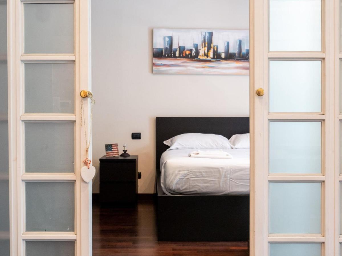 The Best Rent - Modern Duomo Apartment Milano Exterior foto