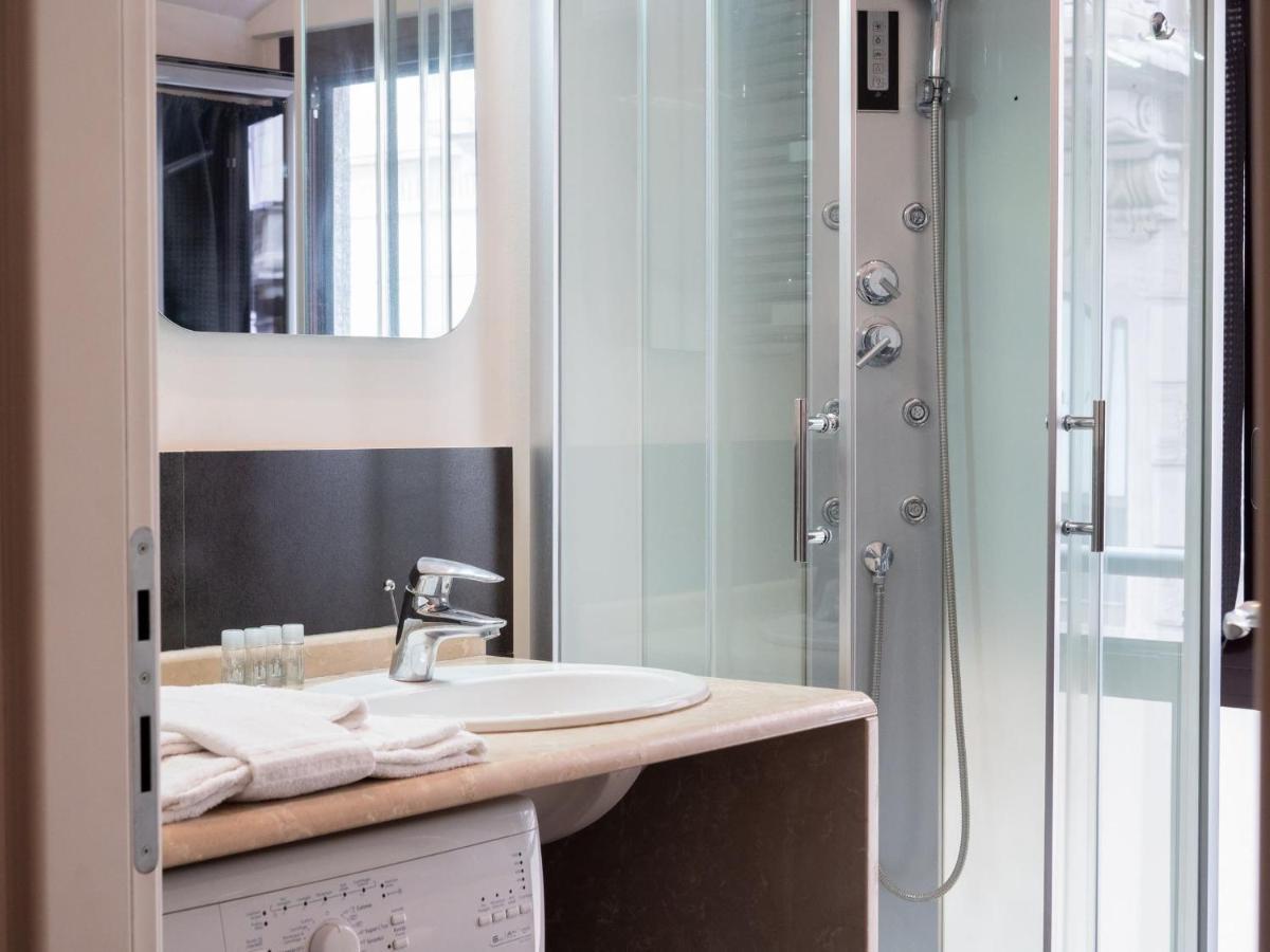 The Best Rent - Modern Duomo Apartment Milano Exterior foto