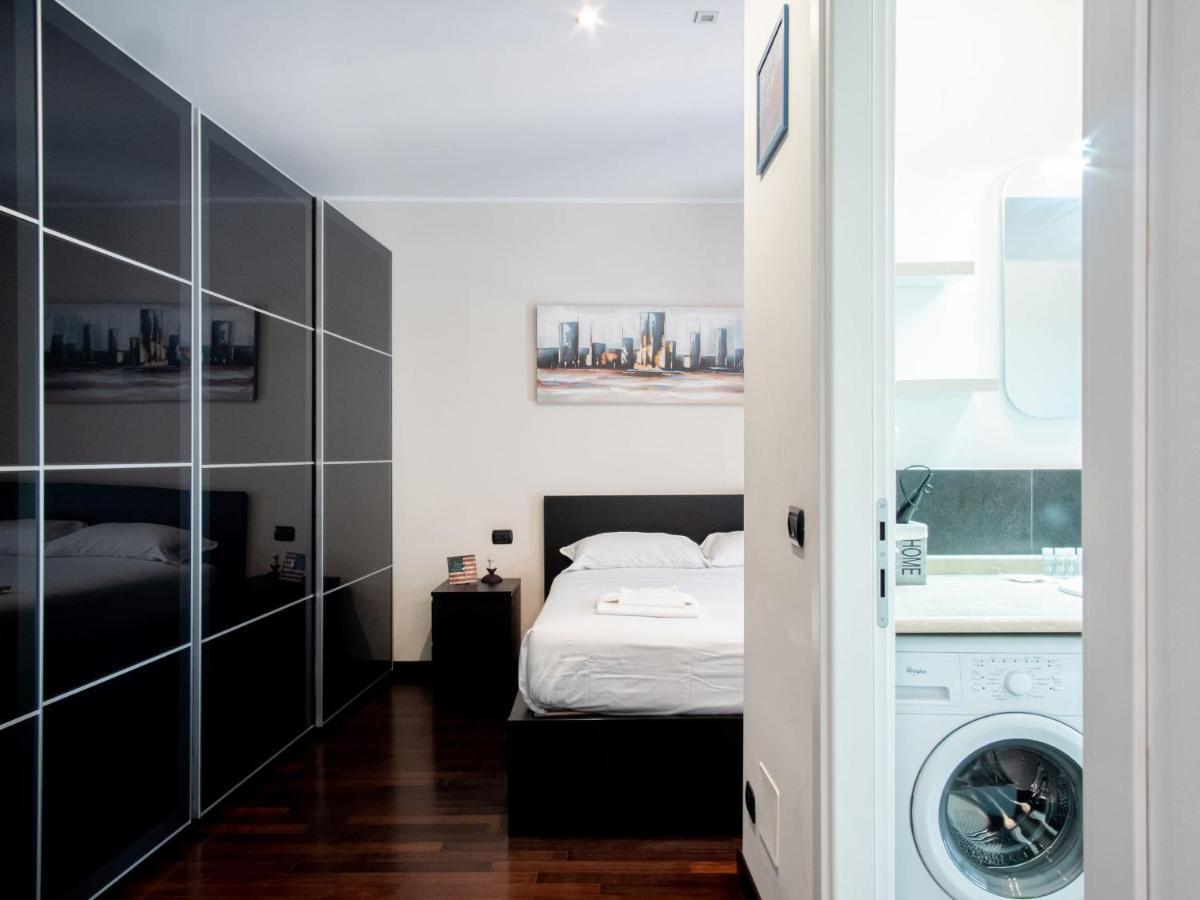 The Best Rent - Modern Duomo Apartment Milano Exterior foto