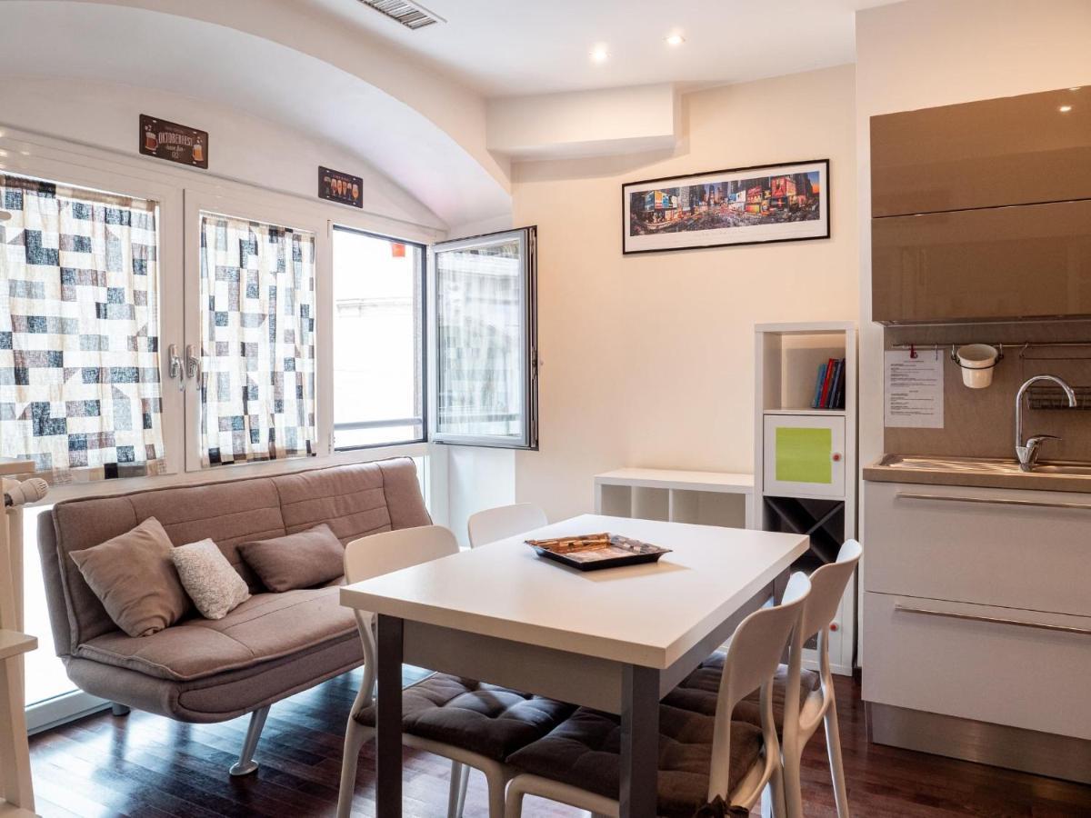 The Best Rent - Modern Duomo Apartment Milano Exterior foto